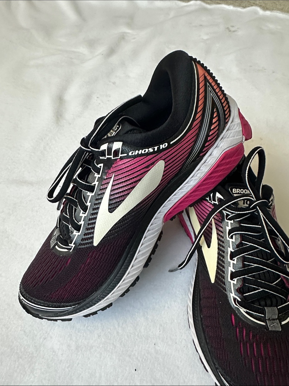 Brooks Ghost 10 Black Pink Running Shoes